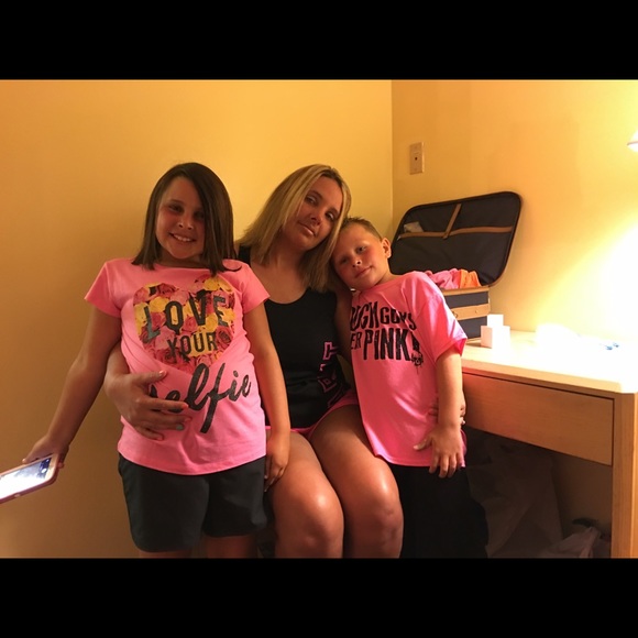 Meet your Posher, Lindsey - Picture 4 of 9